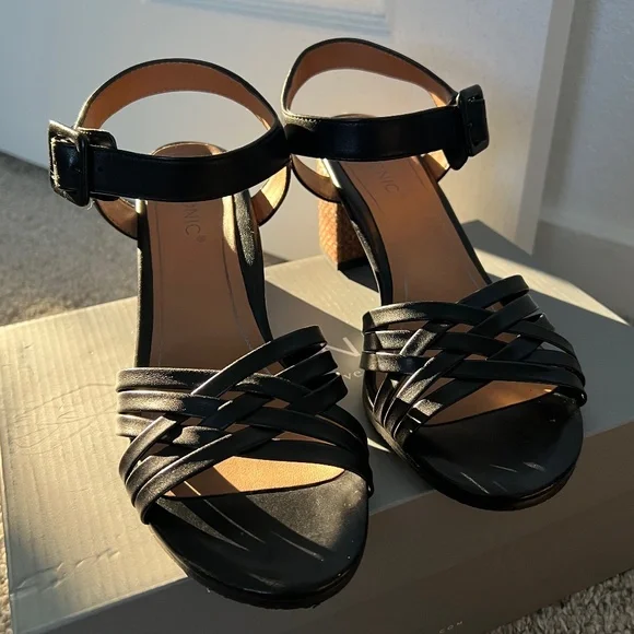 VIONIC Papaya Peony Heel- Black, Size